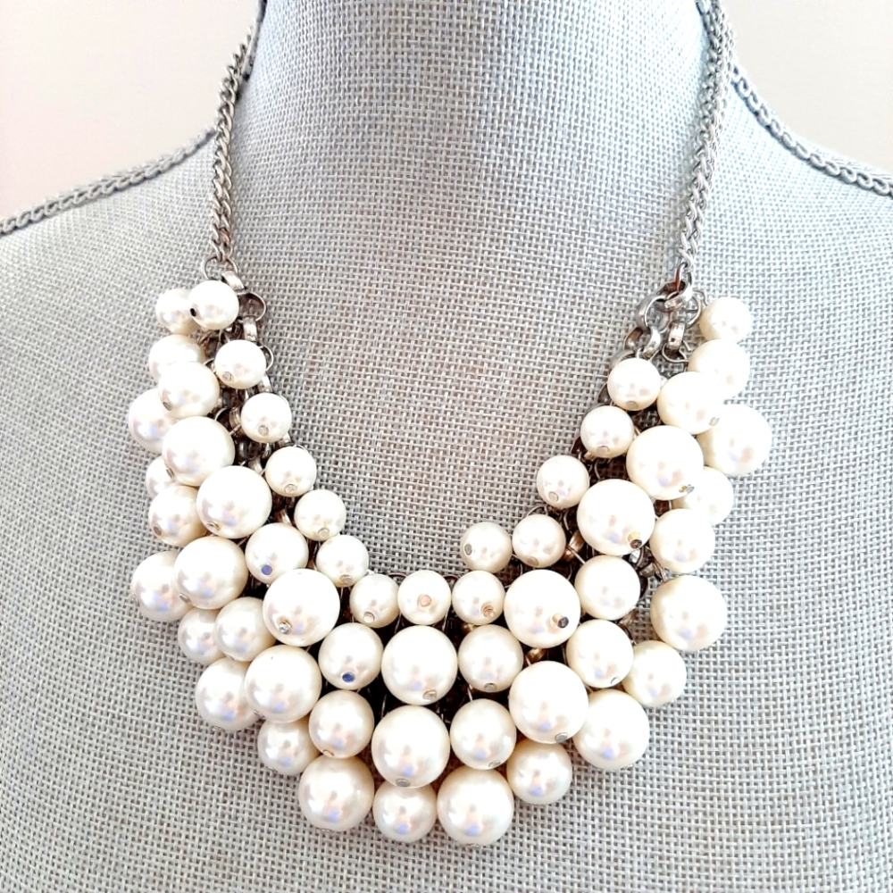 Beautiful Pearl Statement Necklace